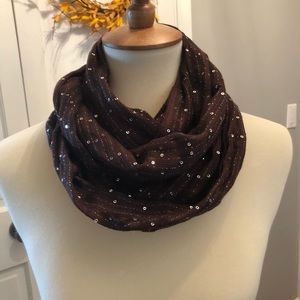 Steve Madden Infinity scarf